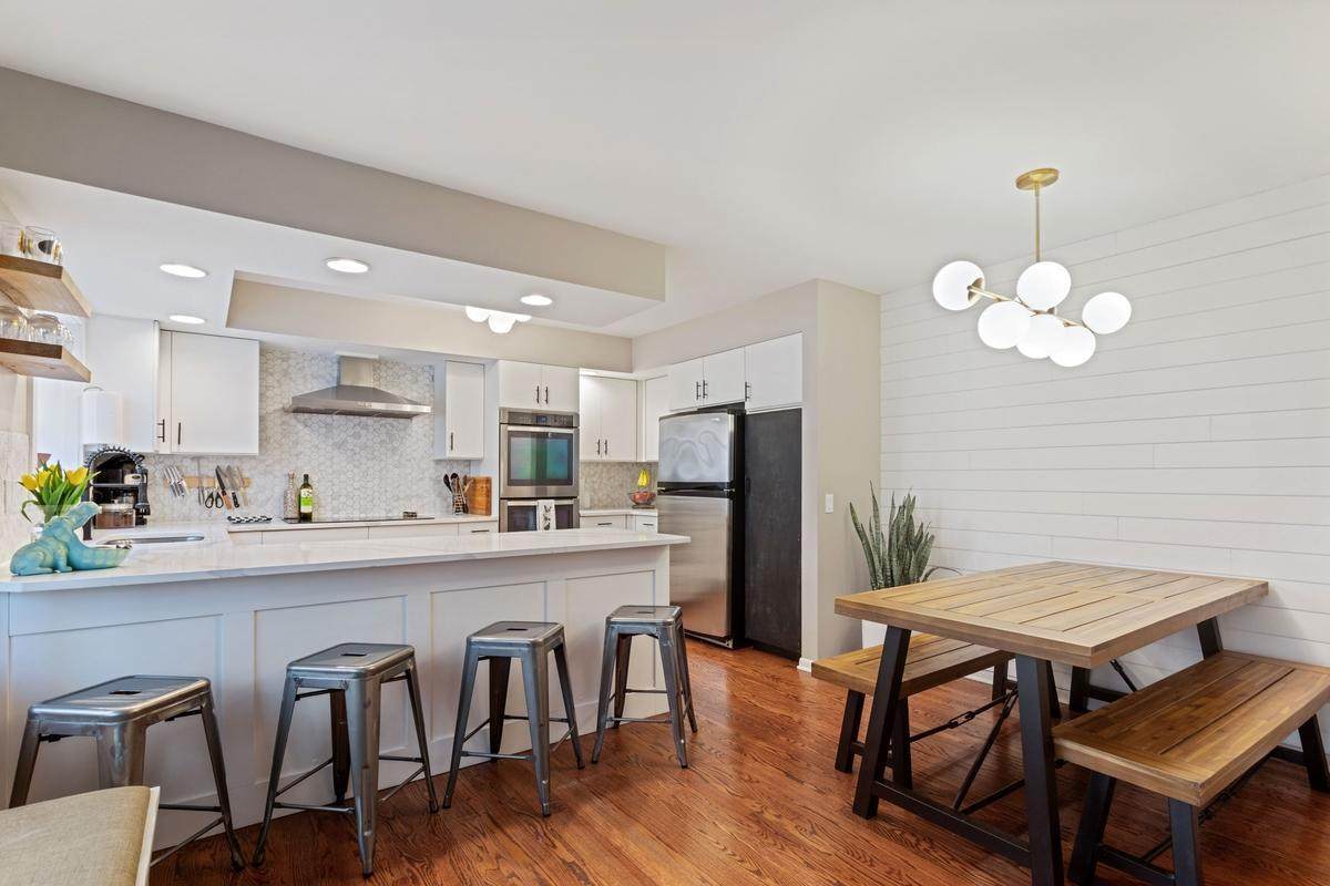 2726 Humboldt Avenue - Photo 1