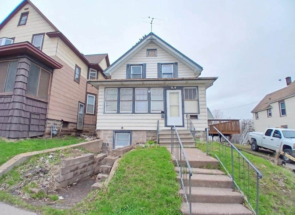 610 24th Avenue - Photo 1