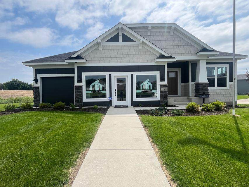 1198 Woods Creek Drive - Photo 1