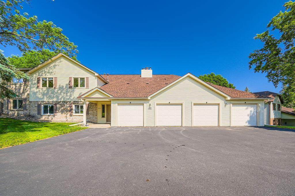 1871 Livingston Avenue - Photo 1