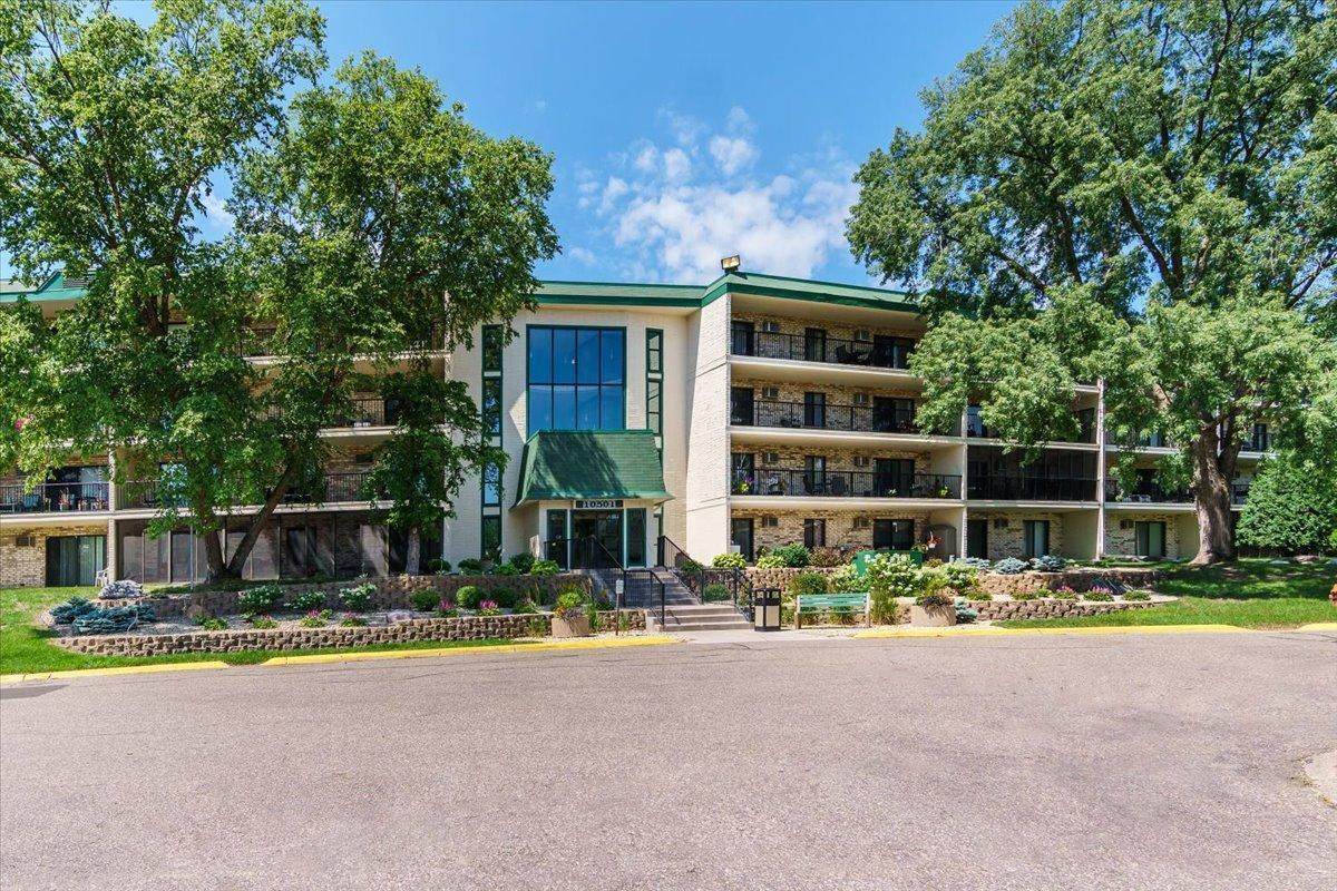 10501 Cedar Lake Road - Photo 1