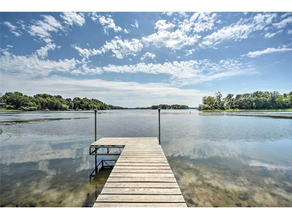 520 Park Island Road - Photo 1
