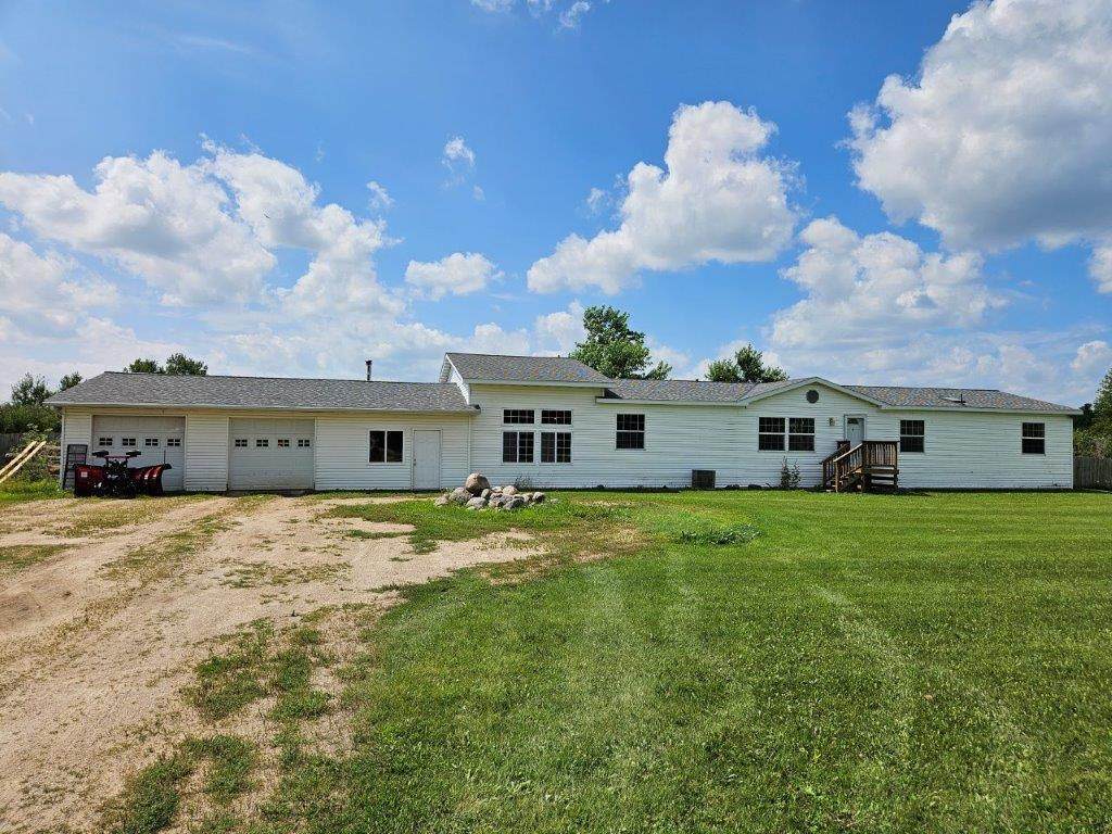 38463 233rd Avenue - Photo 1