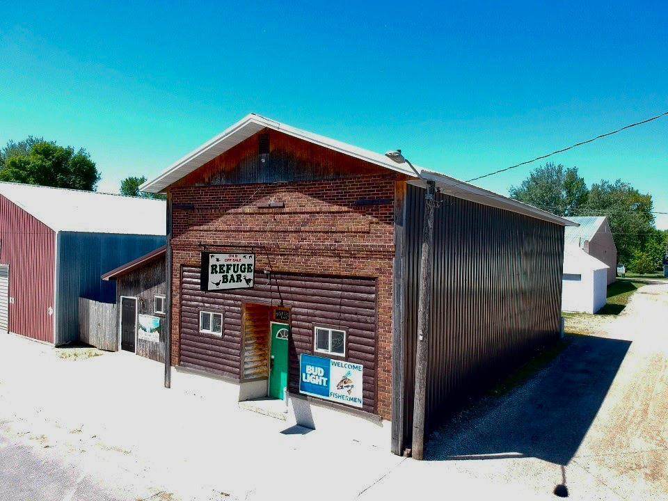 106 Main Avenue - Photo 1