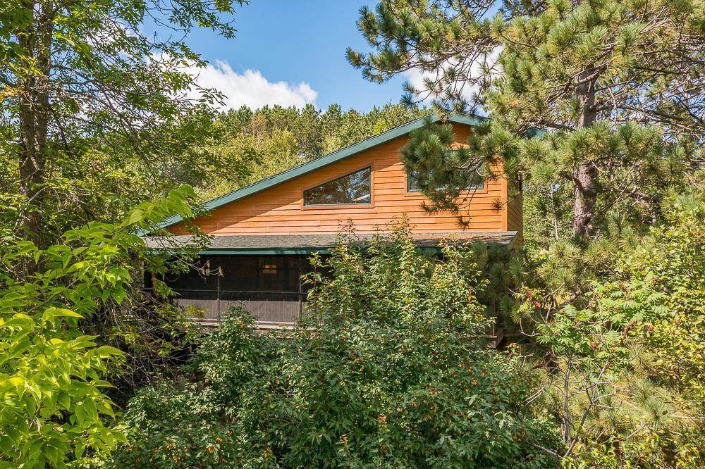 7622 Lakeview Drive - Photo 1