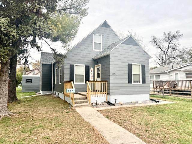 207 Broadway Street - Photo 1