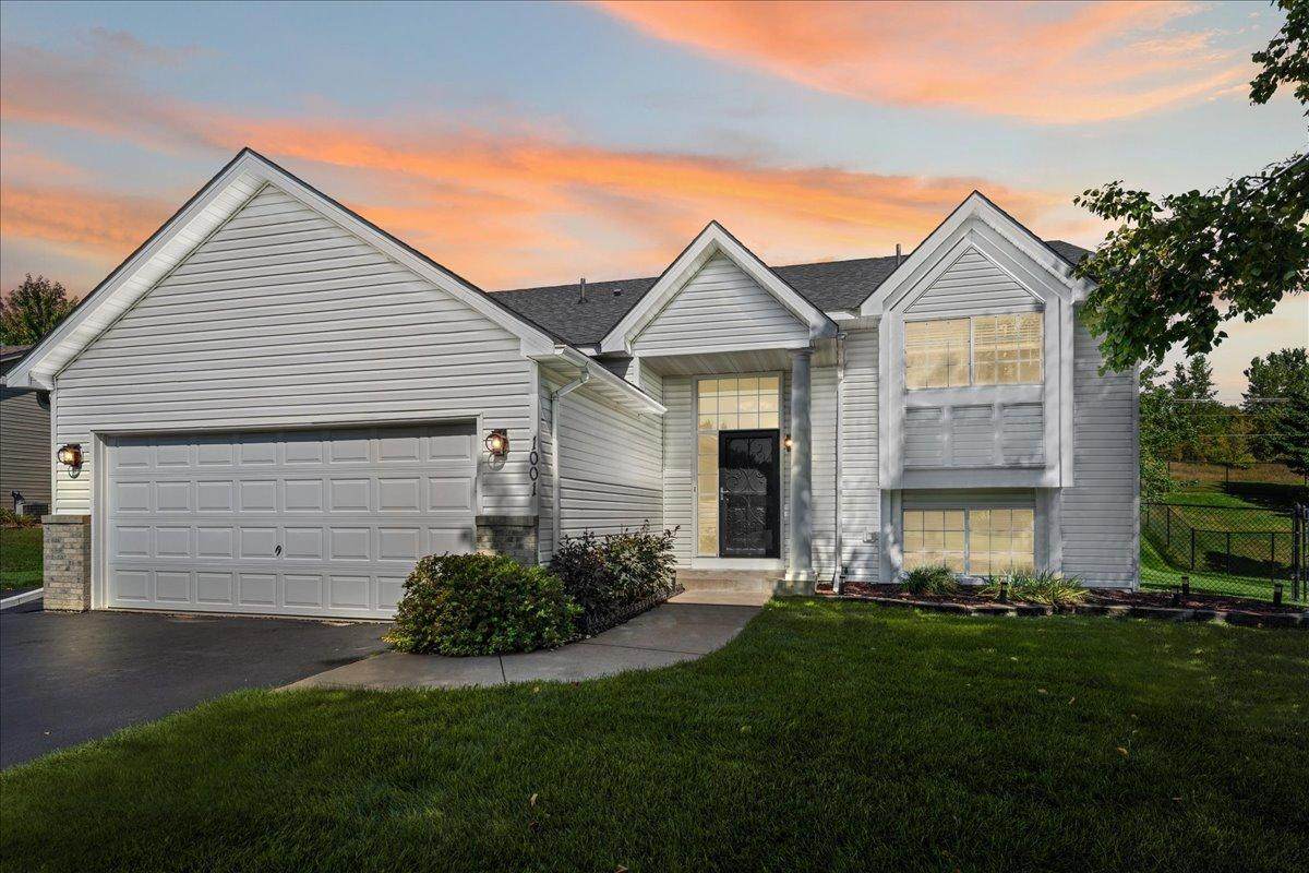 1001 Theresa Marie Drive - Photo 1