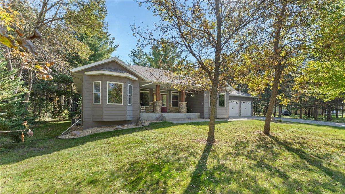 3411 Pawnee Drive - Photo 1