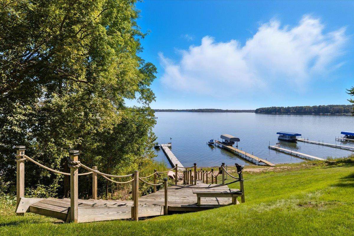 10781 Dahl Avenue - Photo 1