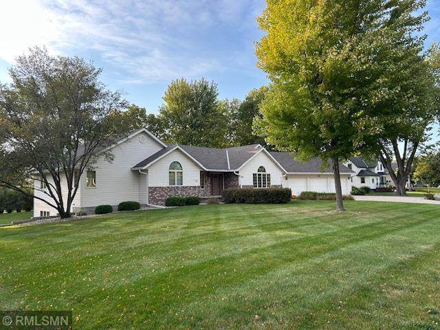 105 Hennepin Avenue - Photo 1