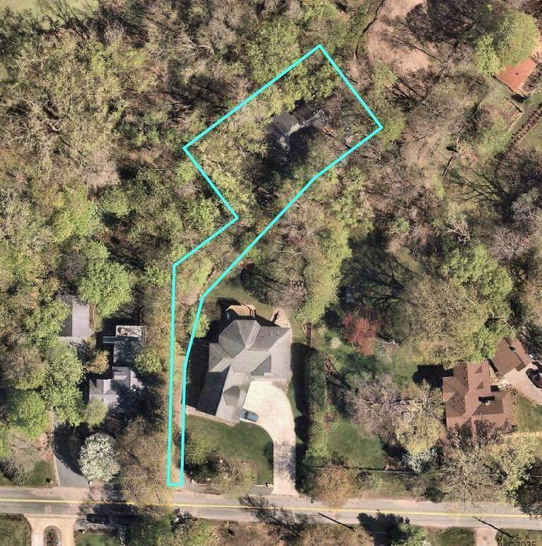 20450 Linwood Rd - Photo 1