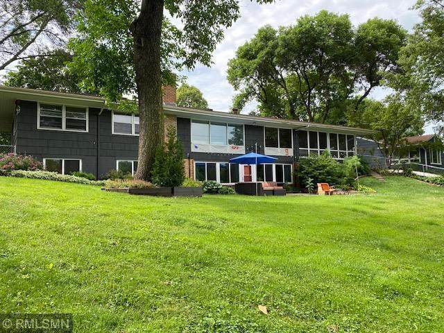 1952 Oak Knoll Drive - Photo 1