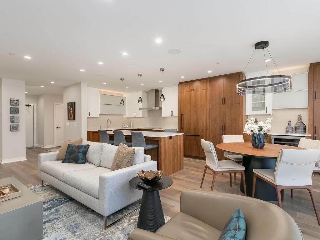 1201 Yale Place - Photo 1