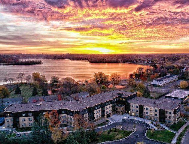 1948 Wayzata Boulevard - Photo 1