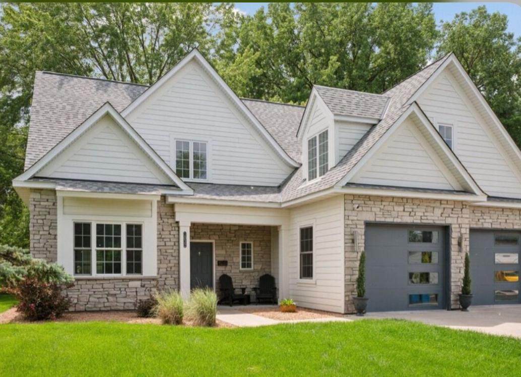 1032 Gardner Street - Photo 1