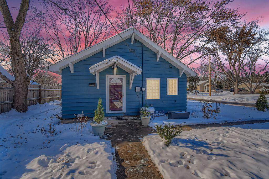 1728 Abell Street - Photo 1