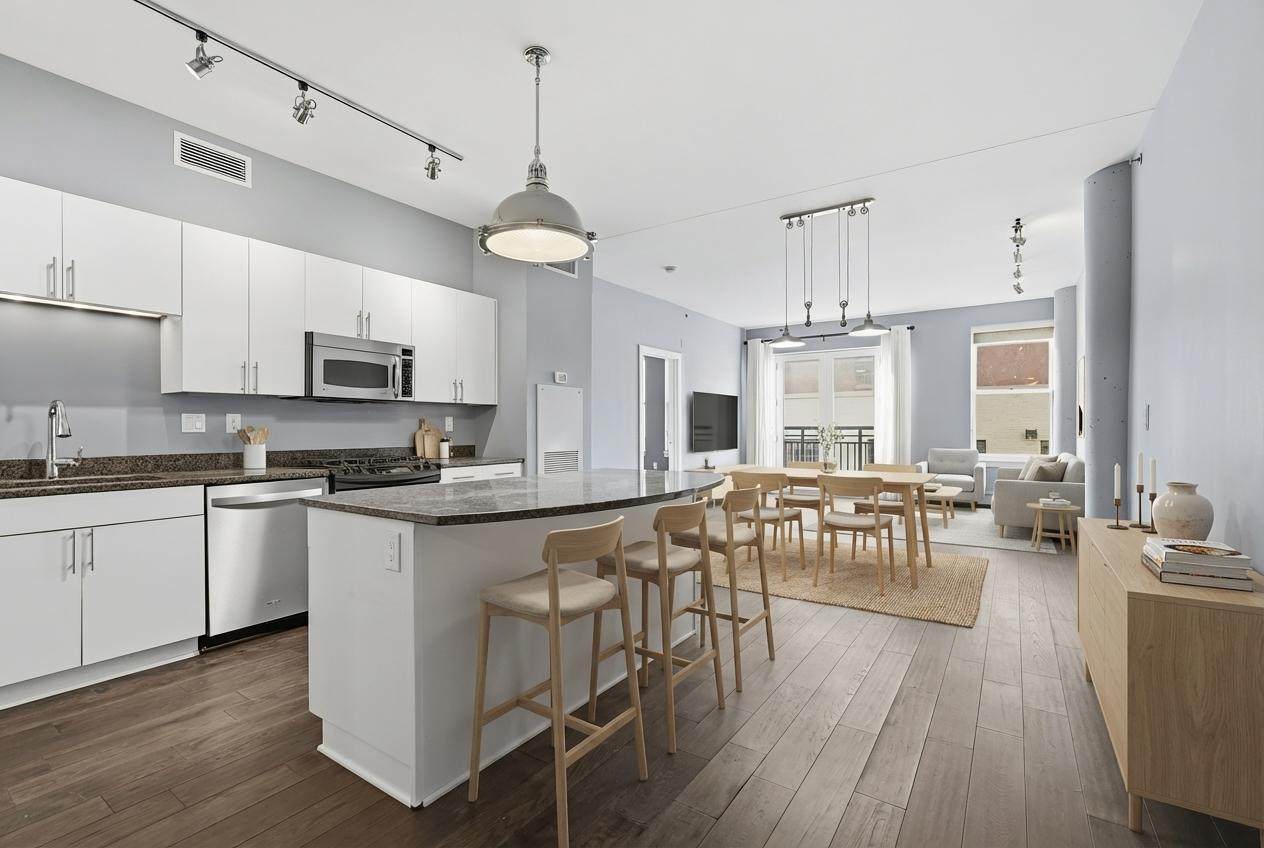 401 2nd Street - Photo 1