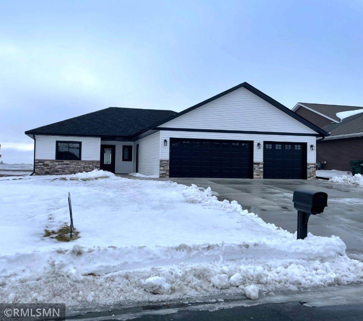 1534 9th Avenue - Photo 1