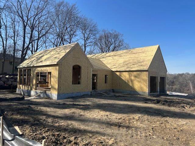 2683 Lakeview Court - Photo 1