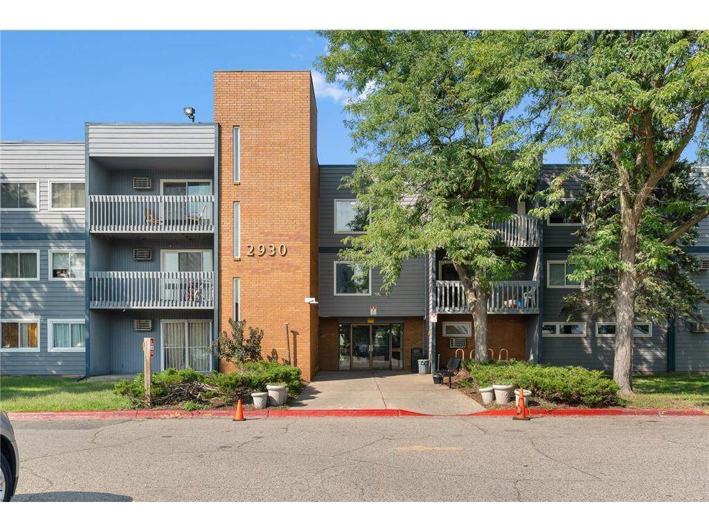 2930 Blaisdell Avenue - Photo 1