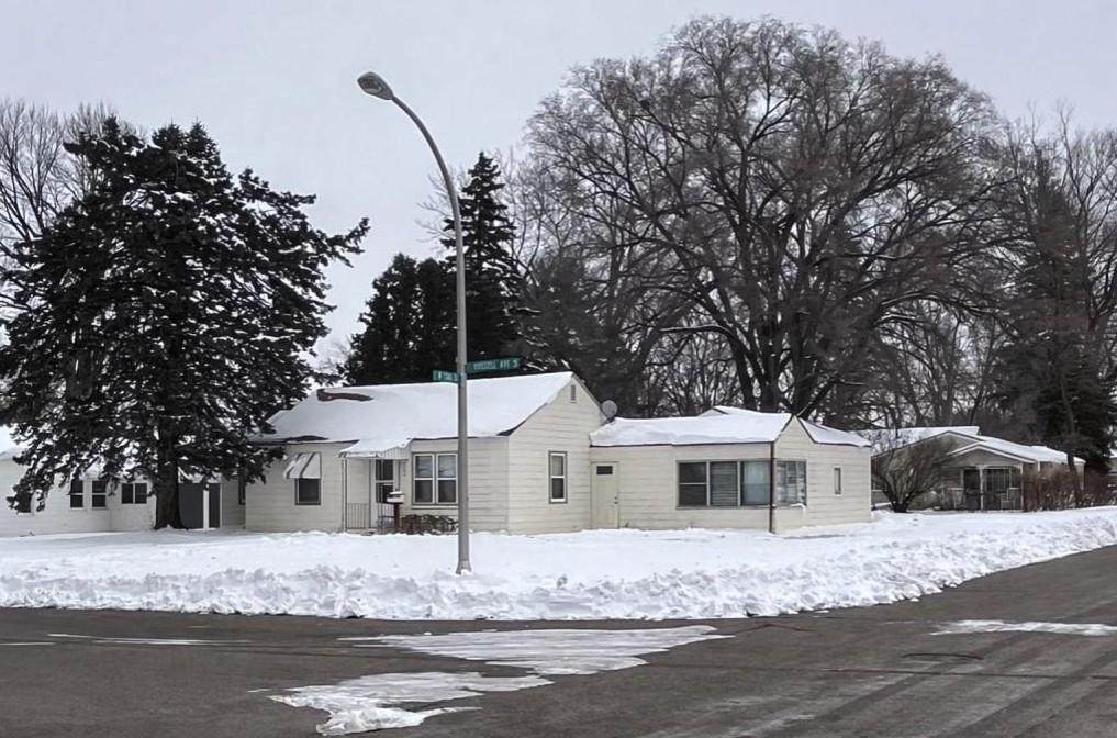 7245 Russell Avenue - Photo 1