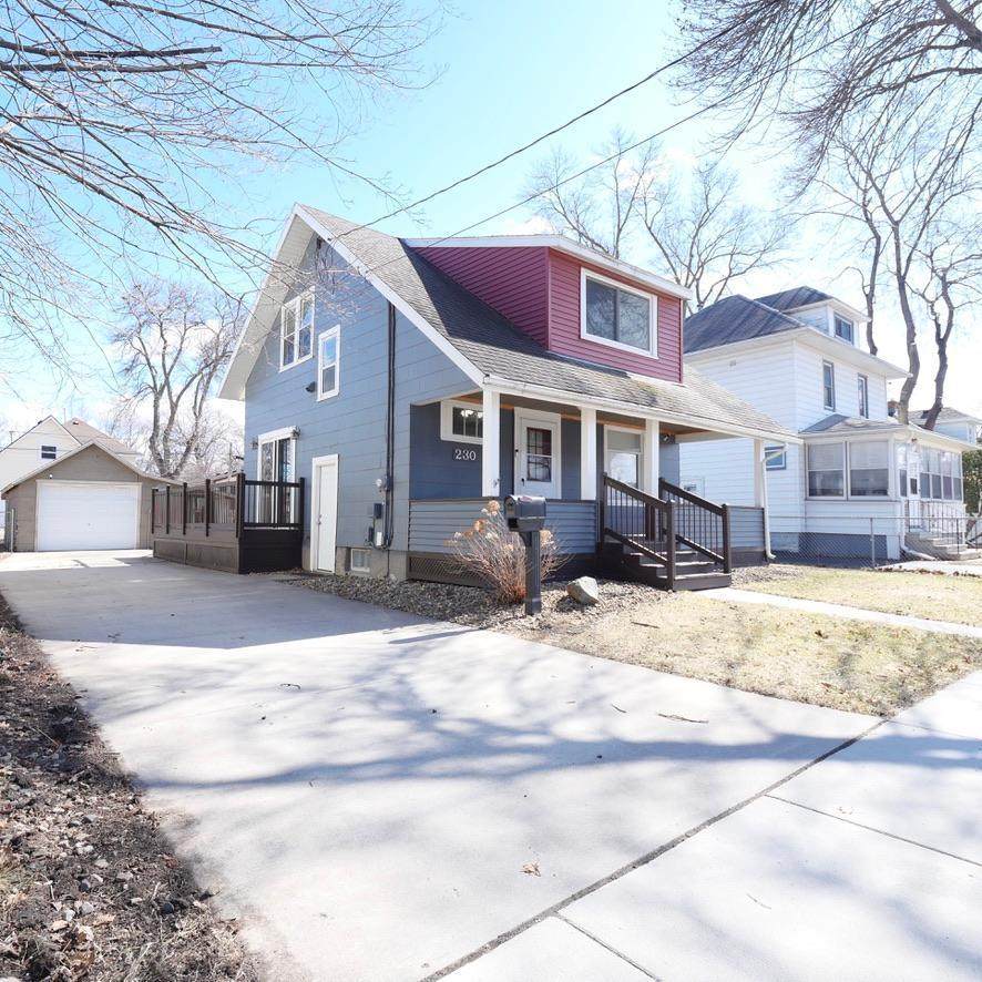 230 10th Avenue - Photo 1