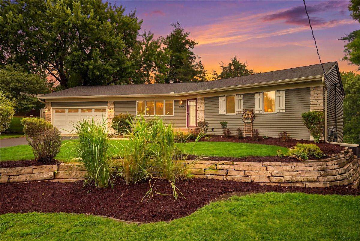 57 Quamwell Avenue - Photo 1