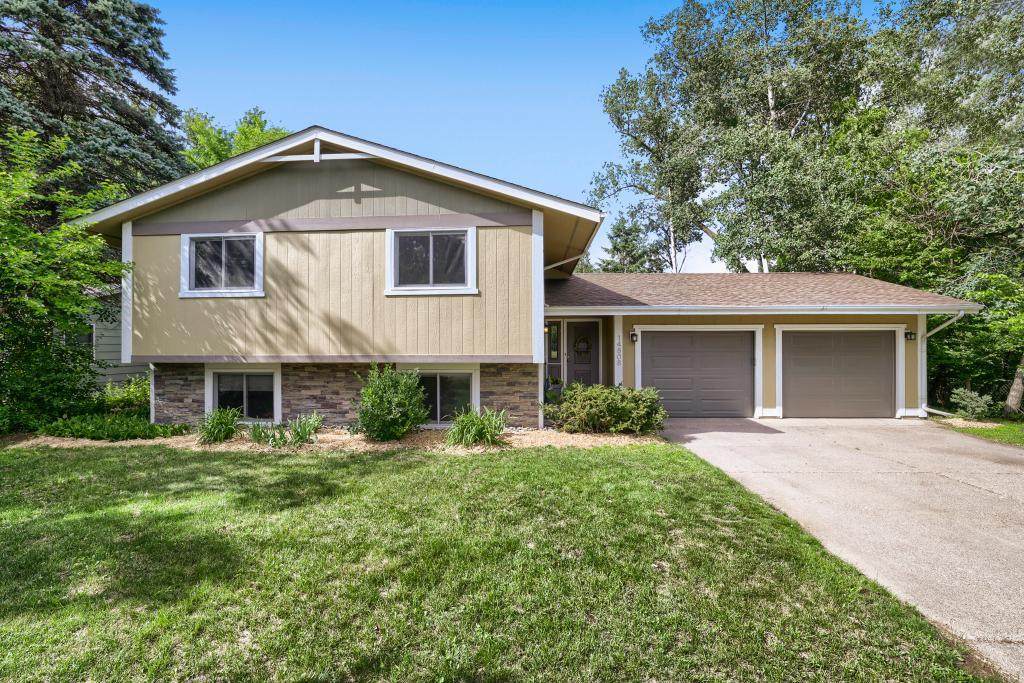 14808 56th Street - Photo 1