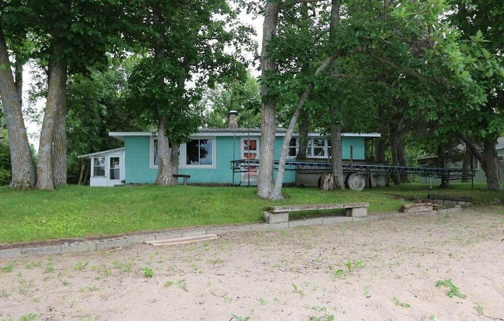 45429 Ash Drive - Photo 1