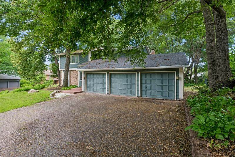 8440 Bayridge Lane - Photo 1