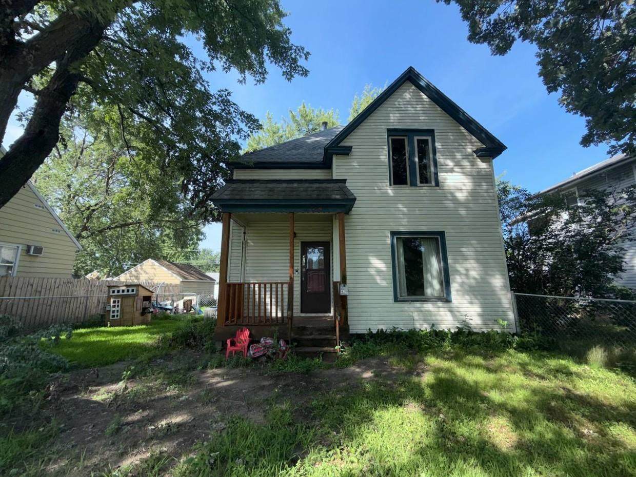 429 5th Avenue - Photo 1
