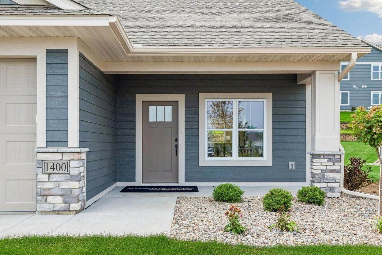 1400 Anchor Avenue - Photo 1