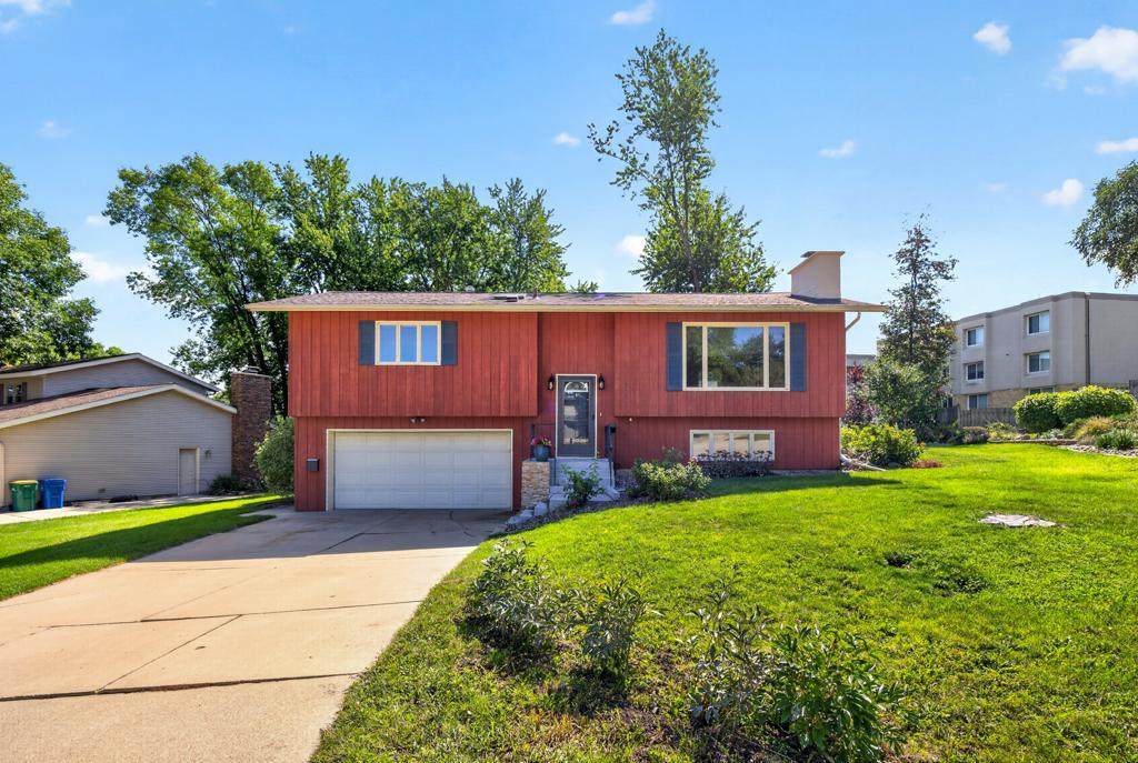 376 Norseman Court - Photo 1