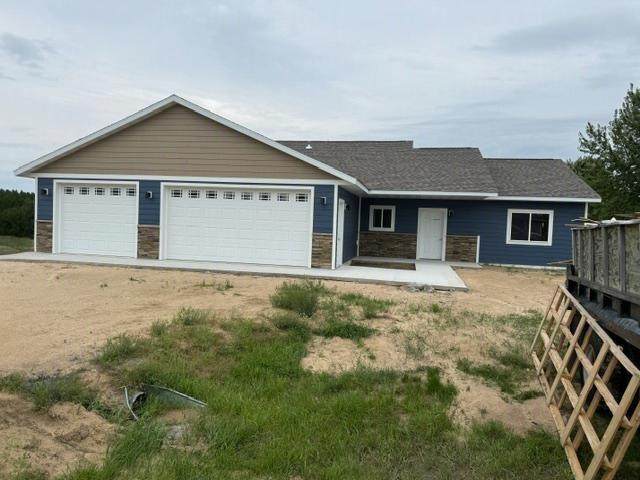 1320 Whiting Road - Photo 1