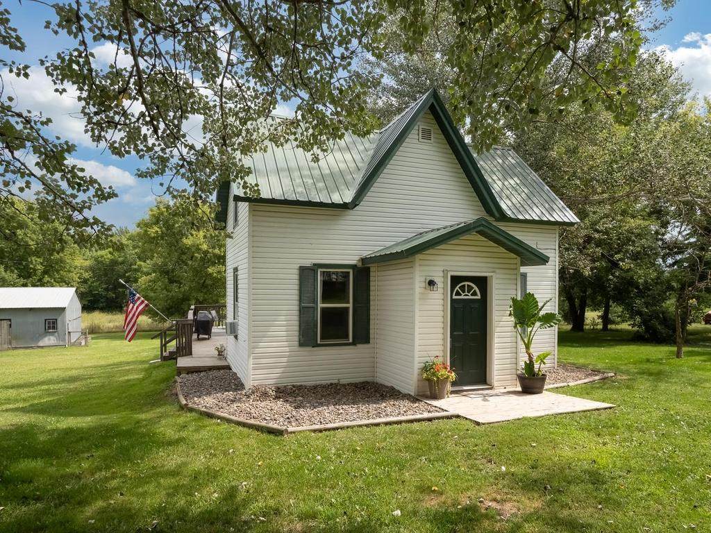 11132 140th Avenue - Photo 1
