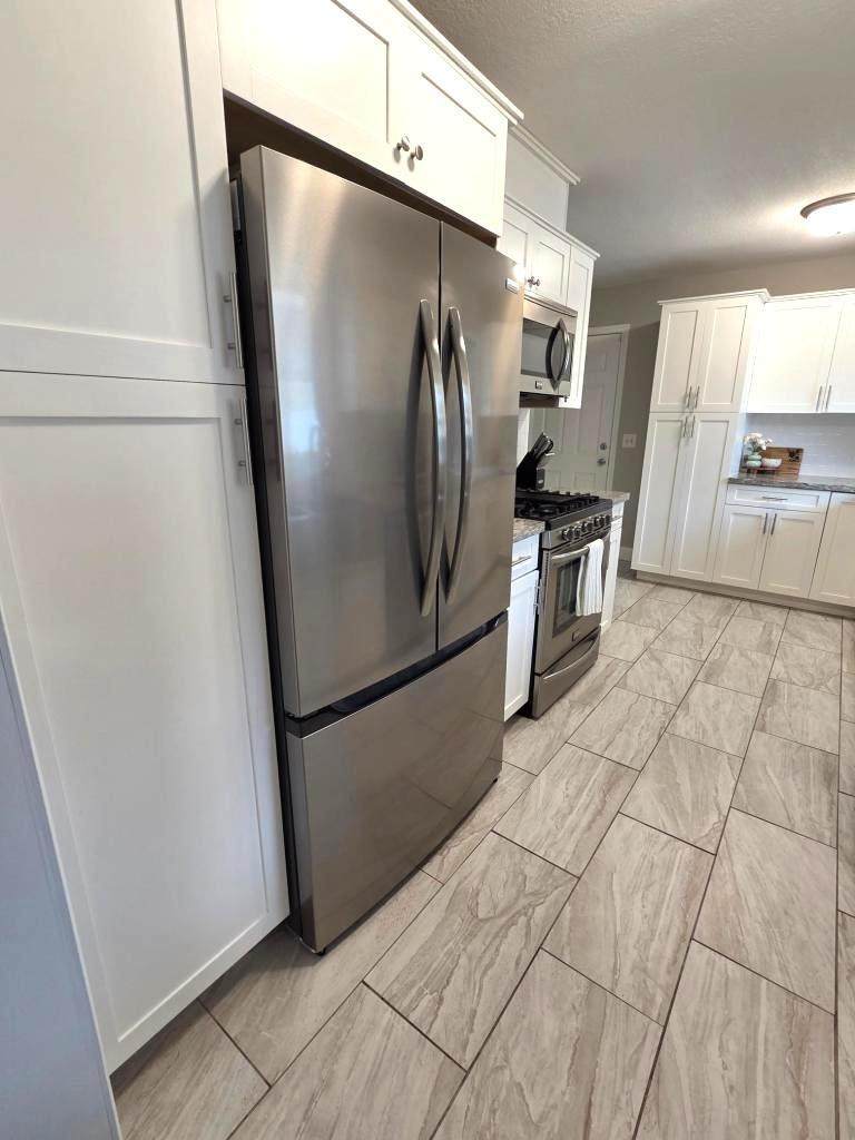 8542 Greystone Avenue - Photo 1