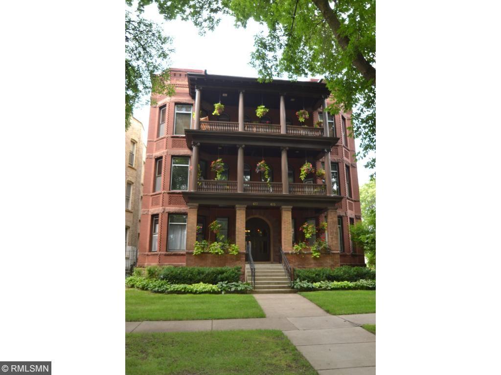 477 Laurel Avenue - Photo 1