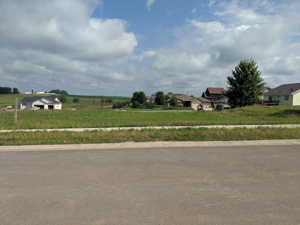 1006 Joyce Avenue - Photo 1