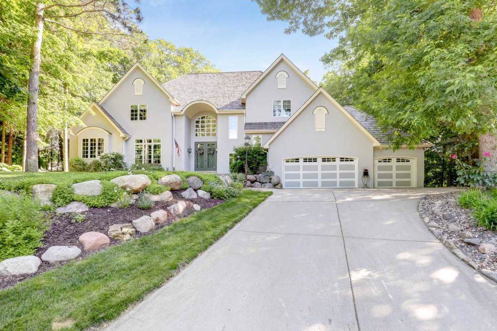 14888 Pondview Circle - Photo 1