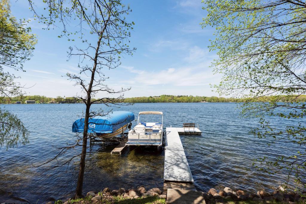 7 Halsey Avenue - Photo 1