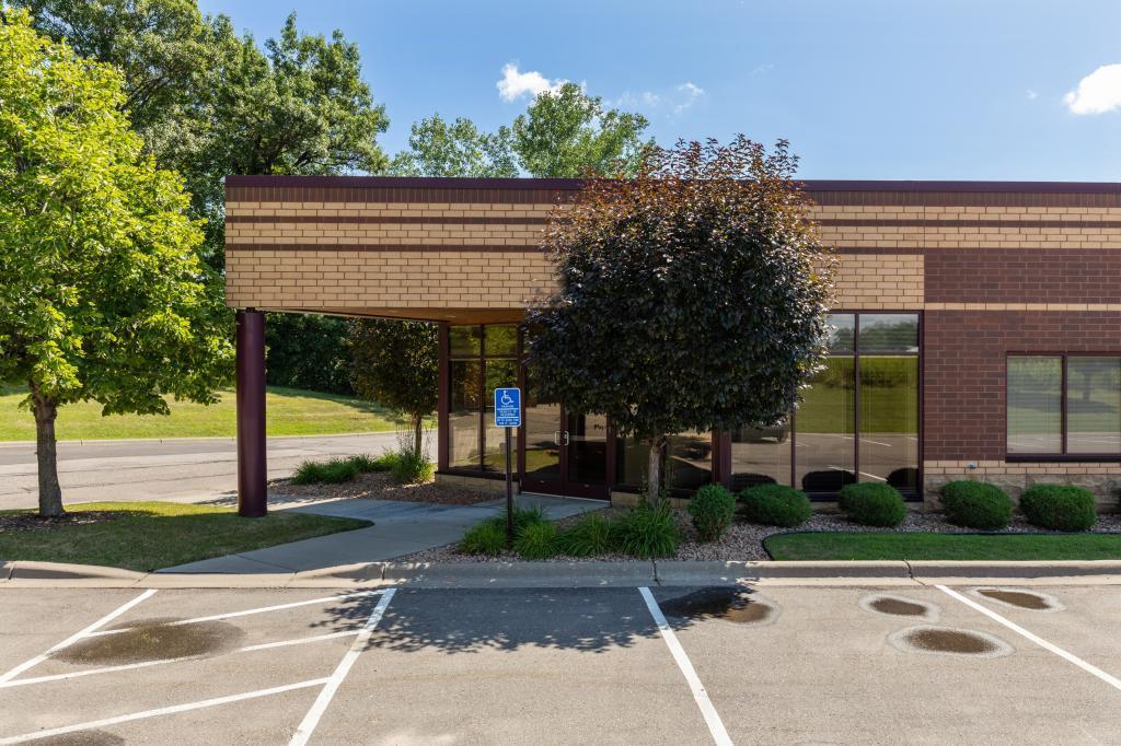 6475 Sycamore Court - Photo 1