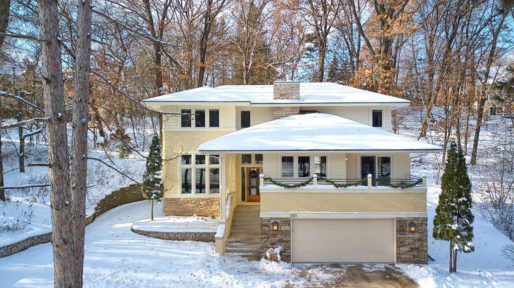 821 Lincolntown Avenue - Photo 1