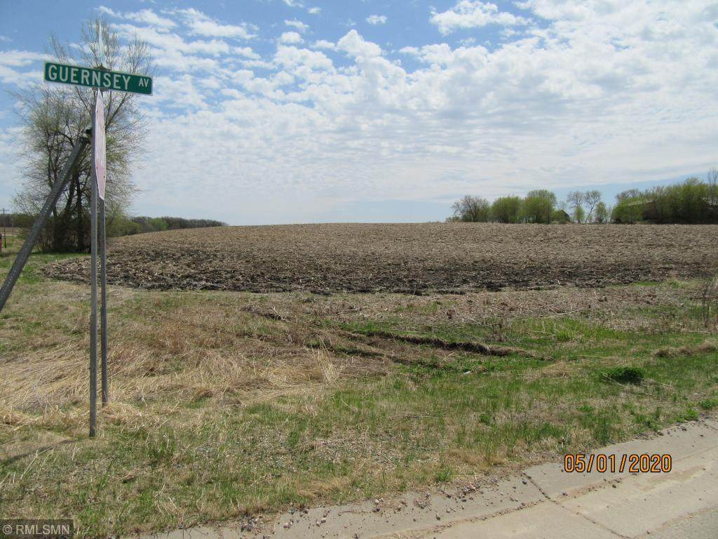 11175 Guernsey Avenue - Photo 1