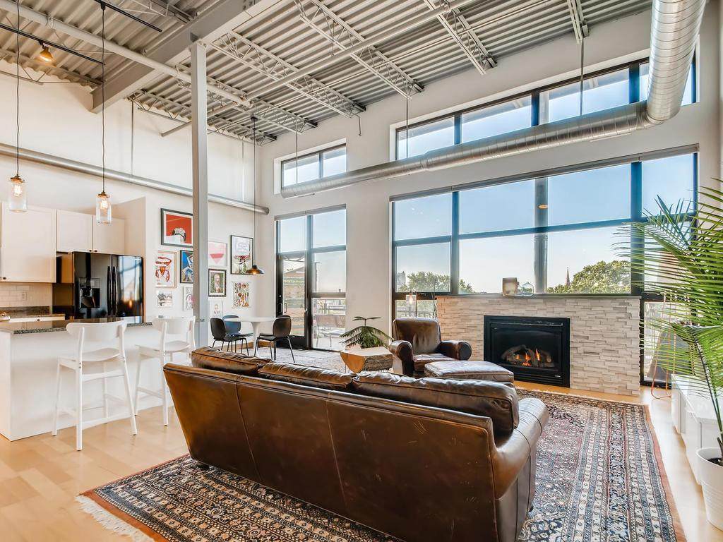 1701 Madison Street - Photo 1