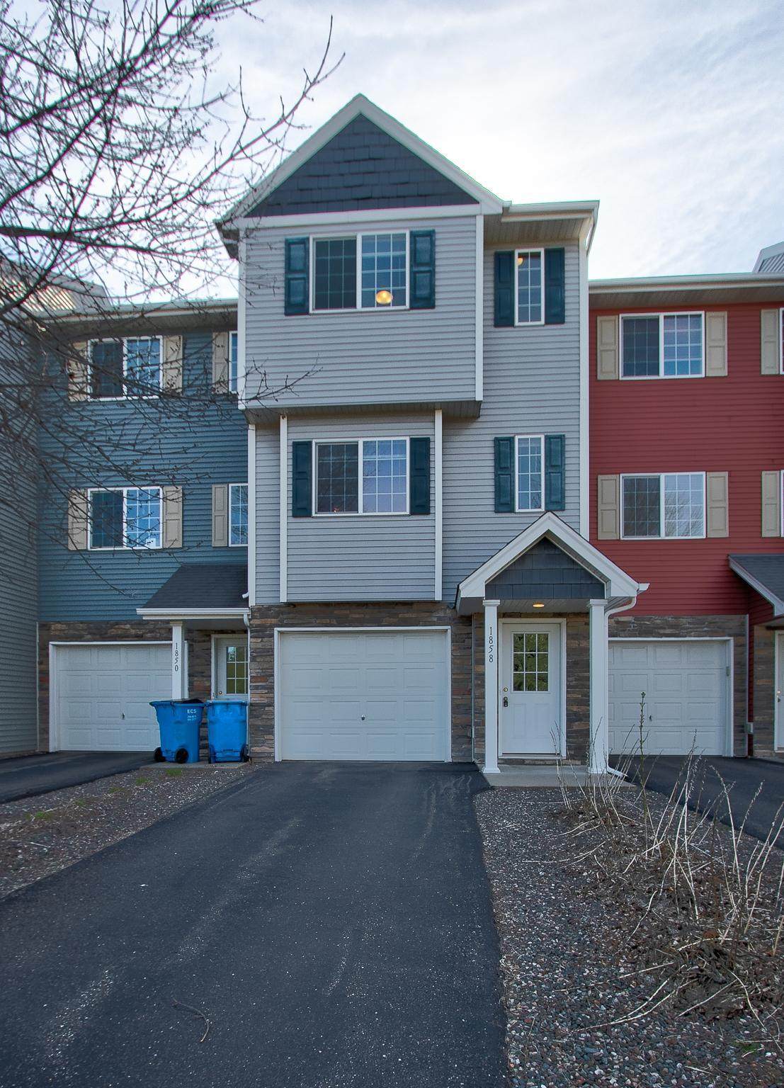 1858 Buchanan Street - Photo 1