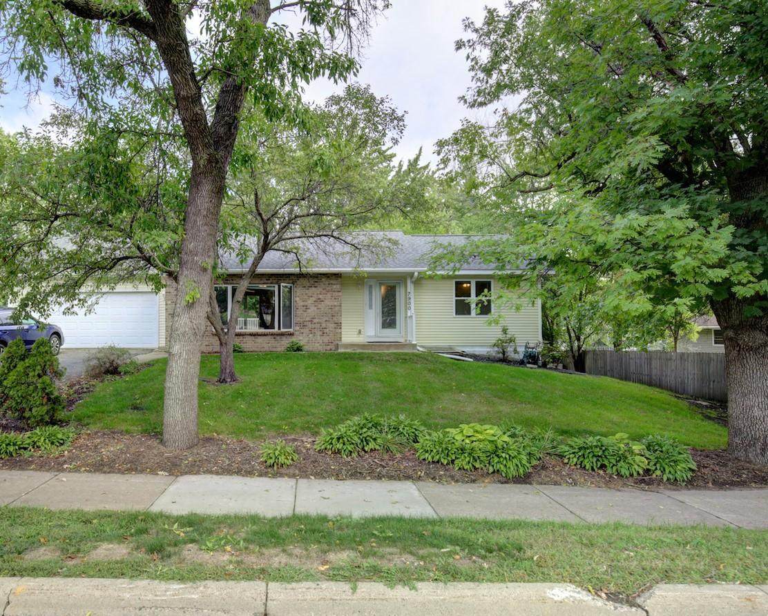 7900 62nd Avenue - Photo 1