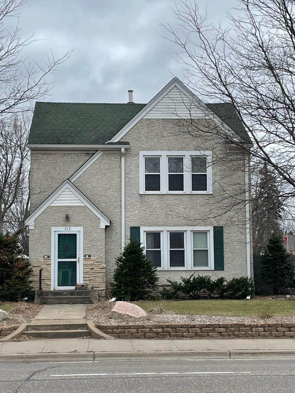 612 Main Street - Photo 1