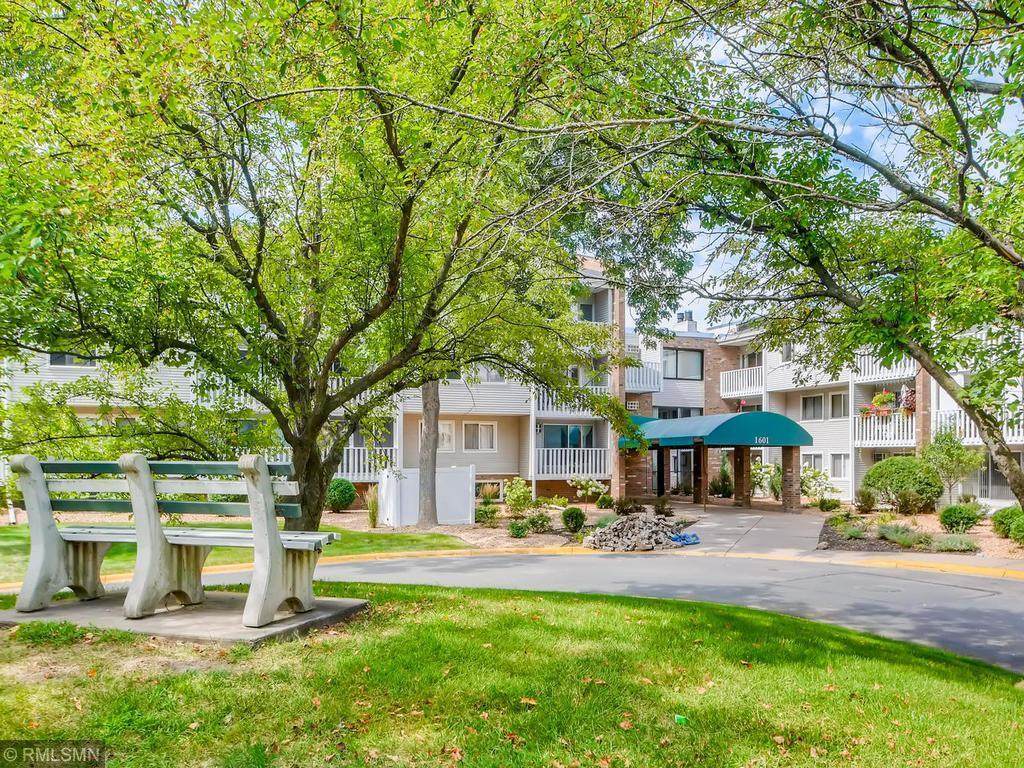 1601 Innsbruck Drive - Photo 1