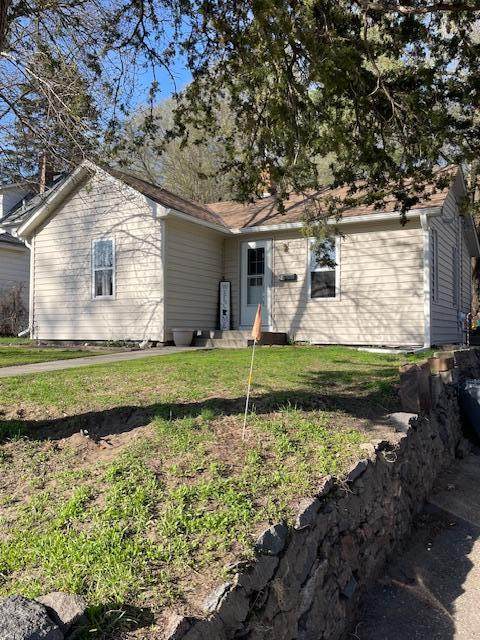 24 3rd Avenue - Photo 1