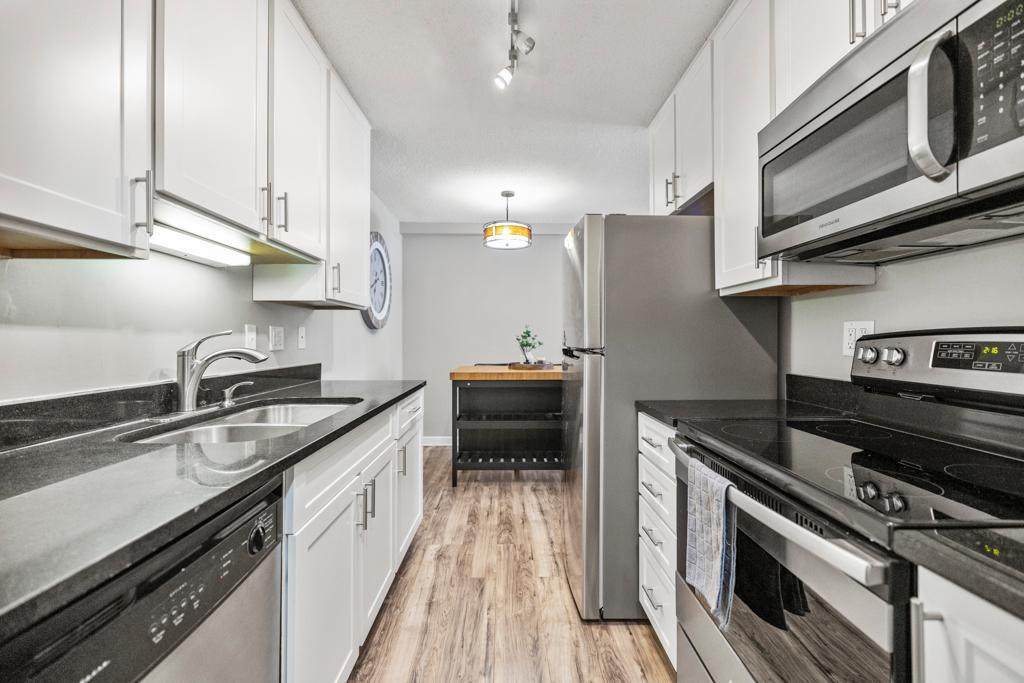 3150 Excelsior Boulevard - Photo 1
